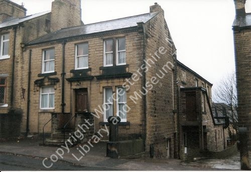 Meltham0001.jpg